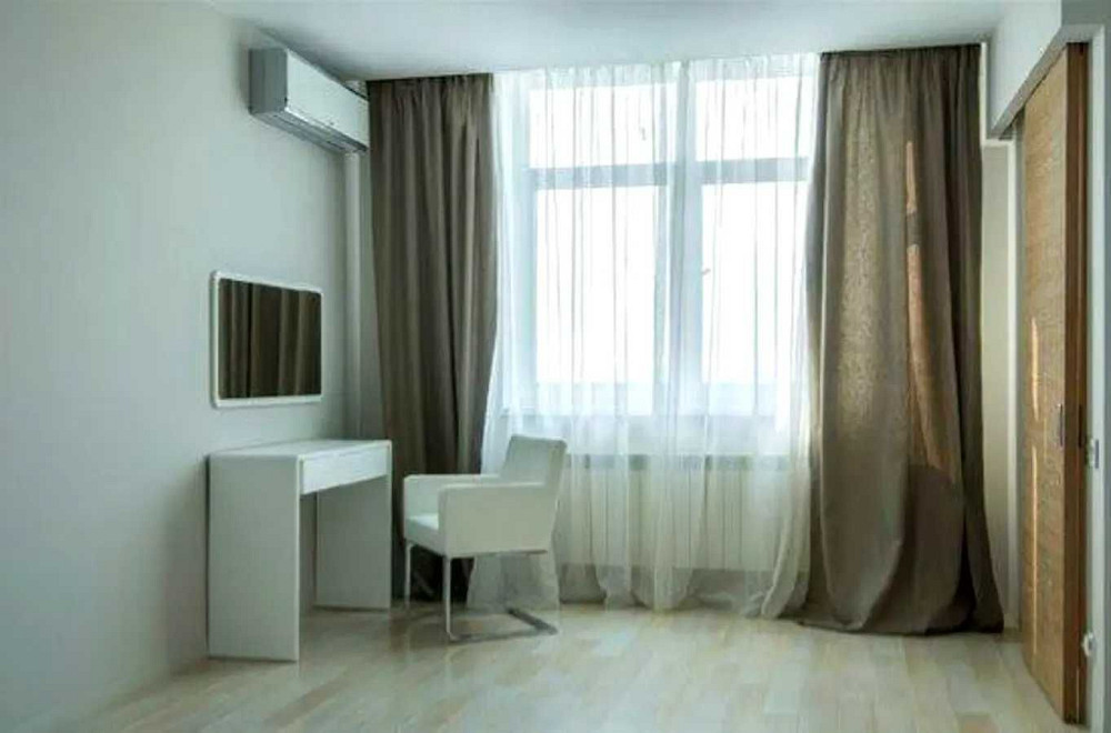 Продаж 3-х.кімнатна Євроремонт  ЖК Паркові озера Дарниця Київ - зображення 2