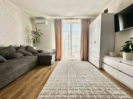 ДУЖЕ КЛАСНА Євро 2кк - 42м2 / Мінімальне оформлення Чайки (Київська обл.)