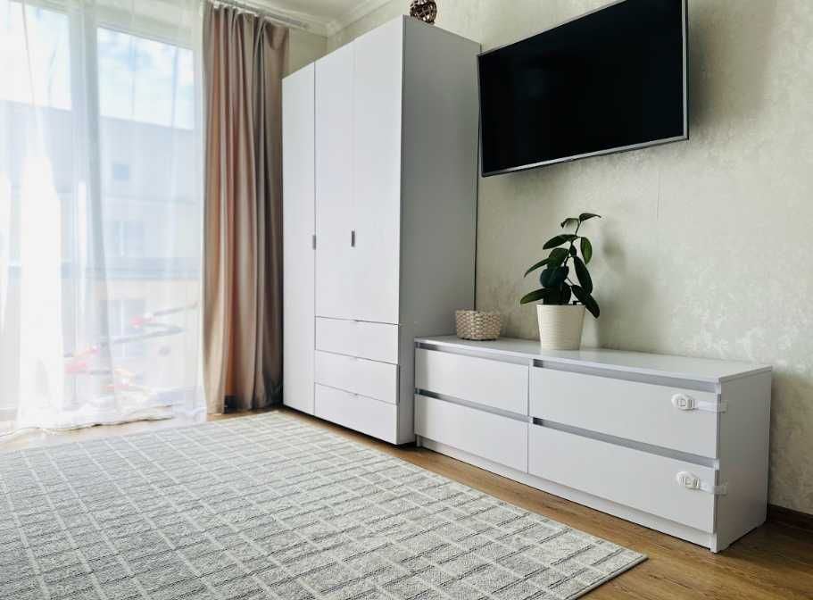 ДУЖЕ КЛАСНА Євро 2кк - 42м2 / Мінімальне оформлення Чайки (Киевская обл.) - изображение 4