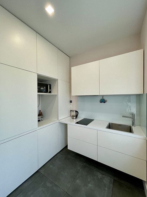 Продажа 2 ком. с АО Центр Каменское (Запорожская обл.) - изображение 1