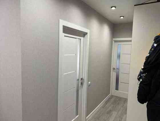 Продам 2 комн кв ЖК Мира 1 Евроремонт 2 этаж мебель техника OA Харьков