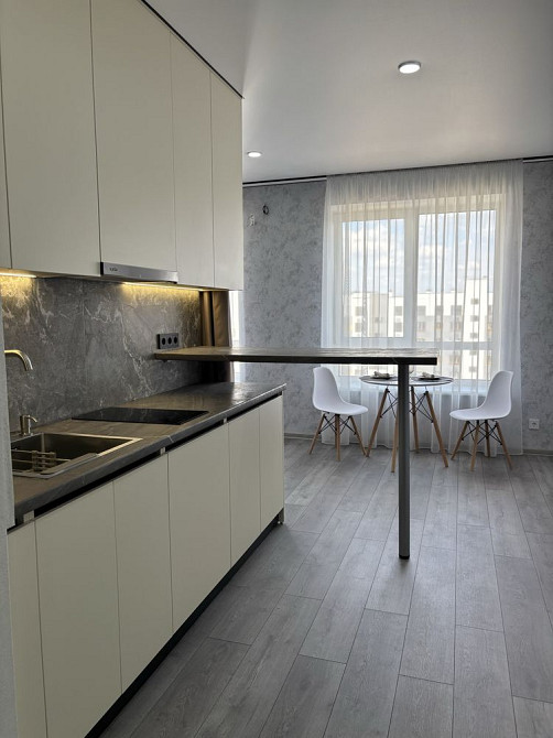 Продам квартиру студію ЖК Молодість Ирпень - изображение 2