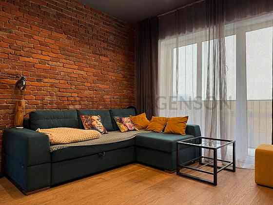 Продаж 2к квартири 64 м.кв / Центр Ужгород