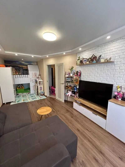 Продаж стильної та великої 1к квартири з ремонтом! БЕЗ КОМІСІЇ! Святопетрівське (Києво-Свят.р-н) - зображення 5