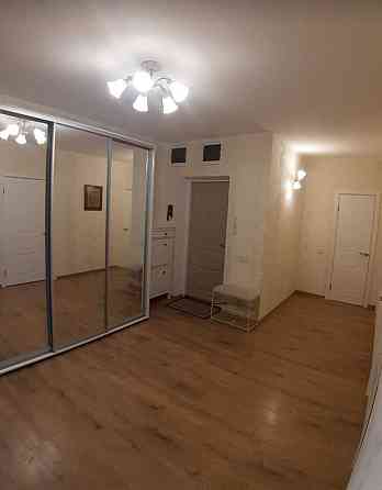 Поселок Котовского. ЖК Янтарный. 3 комн. 93 м. Ремонт. Иличанка