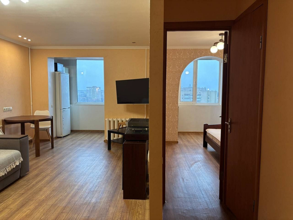 Продам большую 46 м. кв квартиру (Кухня-студия +спальня)Рабочая,центр Днепр - изображение 7