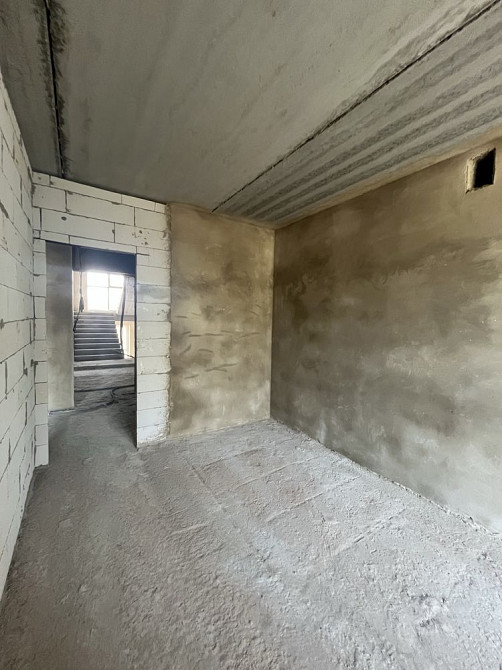 ТОП ЛОКАЦІЯ! Вигідна пропозиція 2к квартира без ремонту! Буча - изображение 2