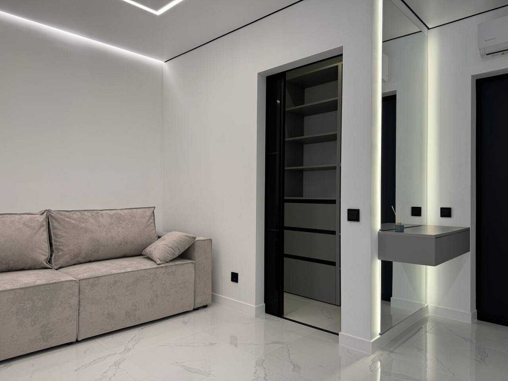 Дизайнерська однокімнатна в якісному Жк, газ, низький поверх,ТЕРМІНОВО Івано-Франківськ - зображення 8