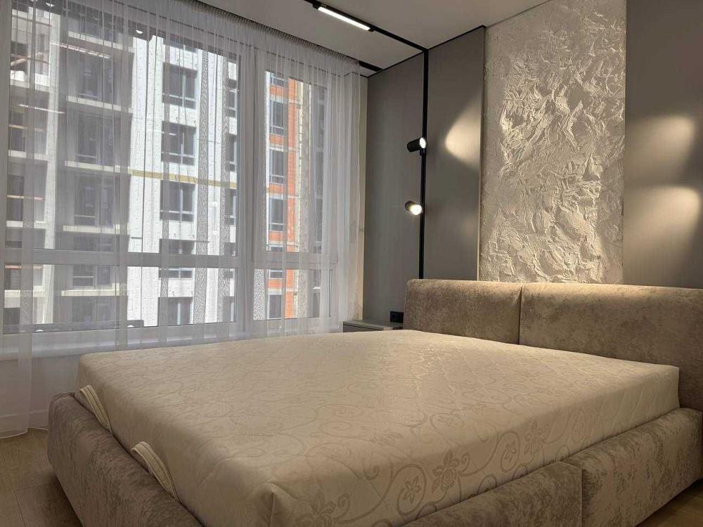 Дизайнерська однокімнатна в якісному Жк, газ, низький поверх,ТЕРМІНОВО Івано-Франківськ - зображення 1