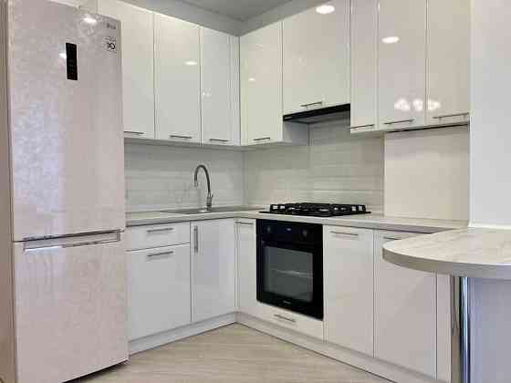 Продам 2х кім квартиру Днепр