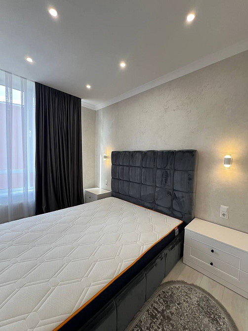 Продається велика 1 кім. квартира 50м² Чернівці - зображення 6