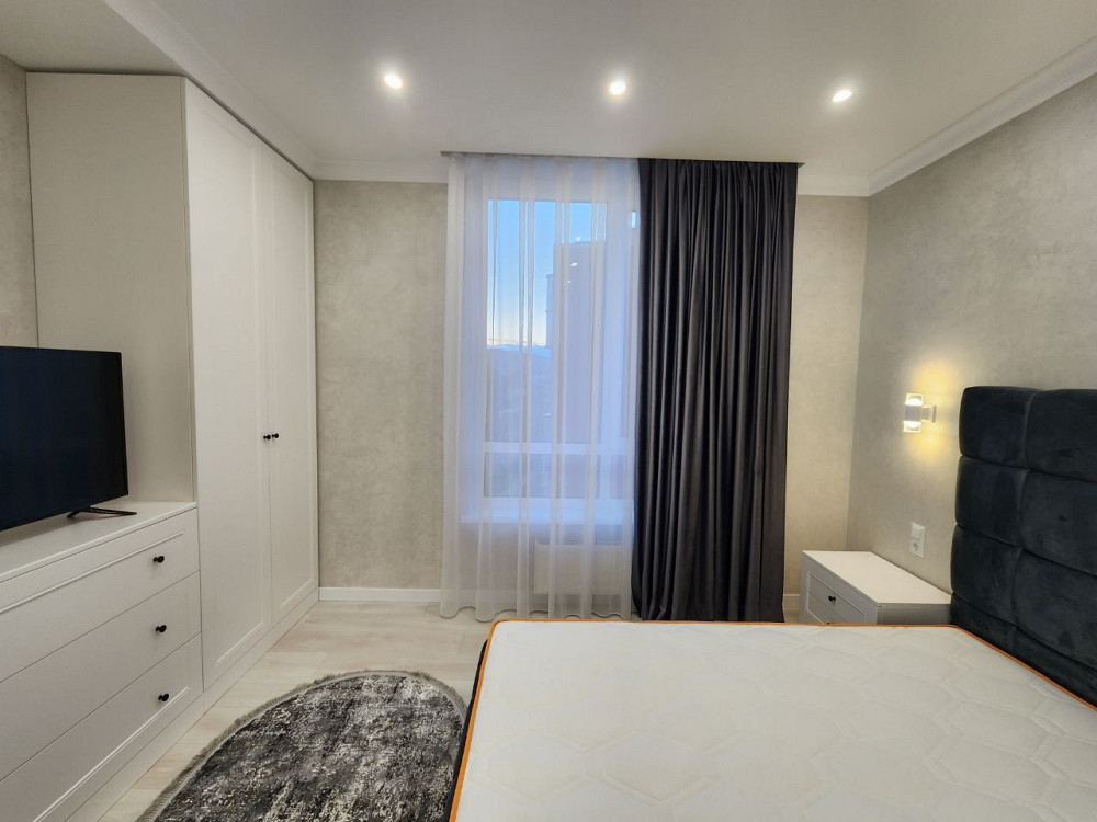 Продається велика 1 кім. квартира 50м² Чернівці - зображення 5