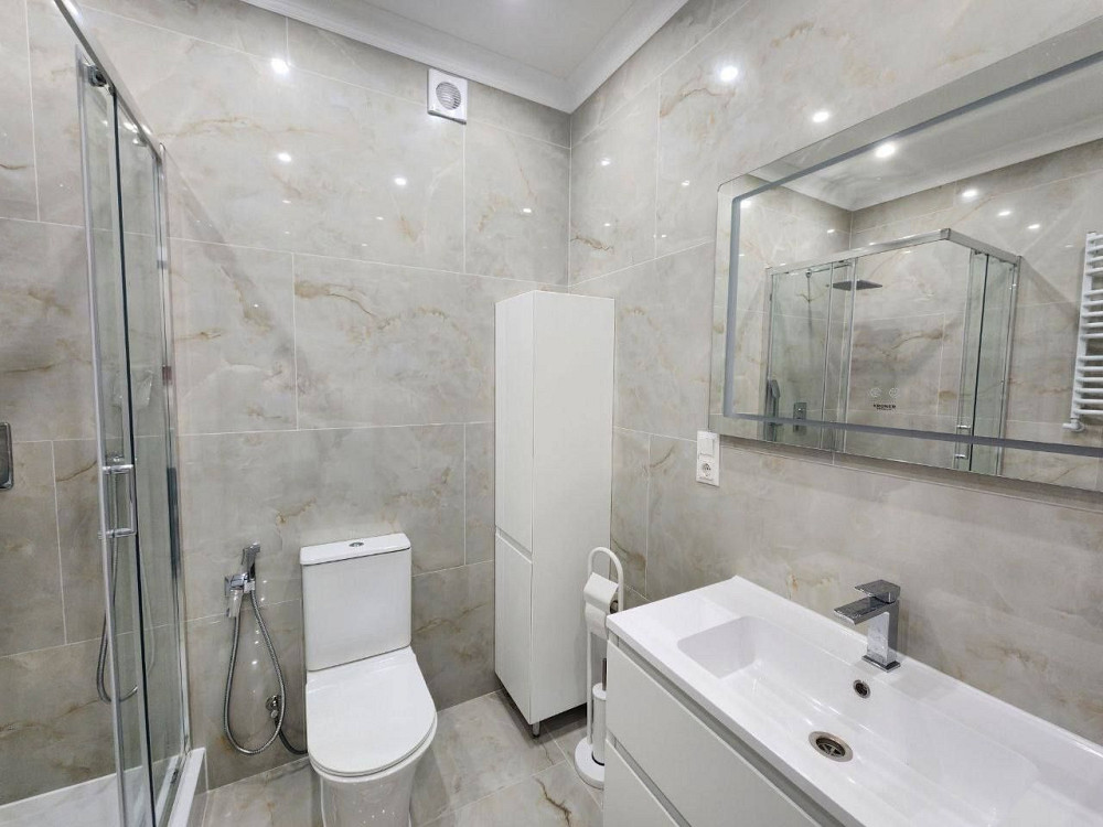 Продається велика 1 кім. квартира 50м² Чернівці - зображення 8