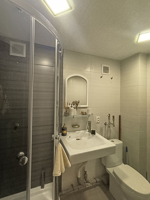 Продаж 3 кімн.кв. 5/9 в Олександрівському р-ні Запоріжжя - зображення 1