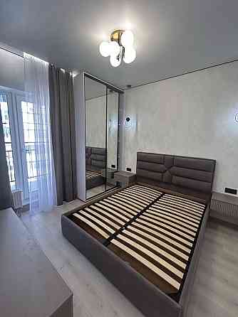 Трехкомнатная квартира с ремонтом в Кадоре на Краснова Odesa