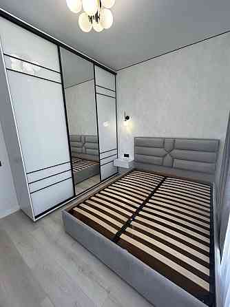 Трехкомнатная квартира с ремонтом в Кадоре на Краснова Odesa