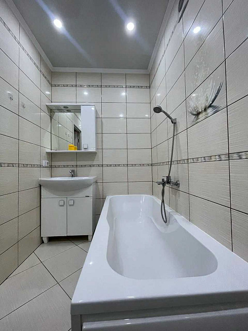 Продаж охайної 1 кім. кв в ЖК Княгинин, 1 обжита черга. ЦІНА ВАУ Івано-Франківськ - зображення 8