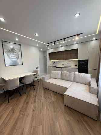 Красивая 3-комн.квартира в новом доме на Таирова согласны на постановы Odesa