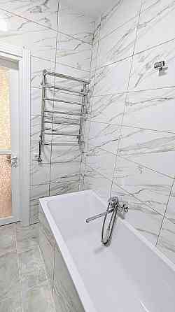 1-кімнатна, р-н Екватора,з ремонтом,меблями,технікою. Чудовий вигляд! Ровно