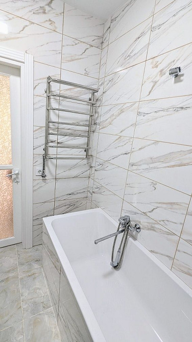 1-кімнатна, р-н Екватора,з ремонтом,меблями,технікою. Чудовий вигляд! Ровно - изображение 6