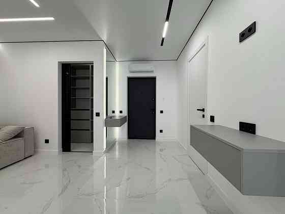 ТЕРМІНОВО! 1.5 кімнати з дизайнерським ремонтом за вигідною ціною! Івано-Франківськ