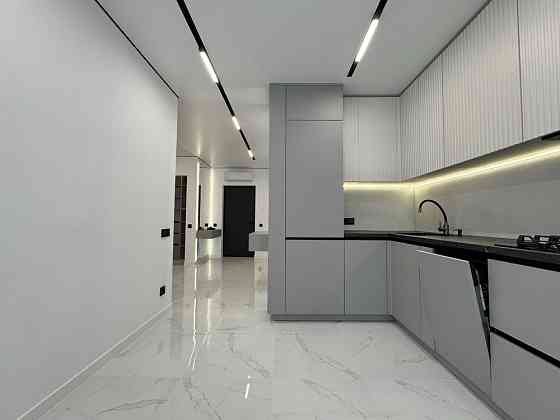 ТЕРМІНОВО! 1.5 кімнати з дизайнерським ремонтом за вигідною ціною! Івано-Франківськ