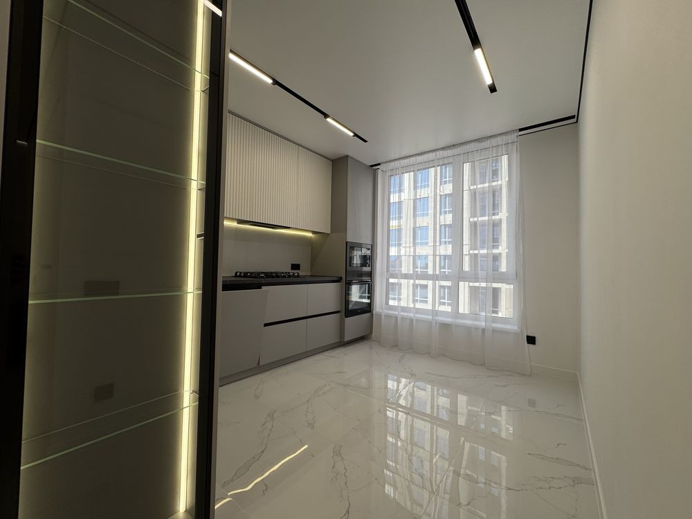 ТЕРМІНОВО! 1.5 кімнати з дизайнерським ремонтом за вигідною ціною! Івано-Франківськ - зображення 3