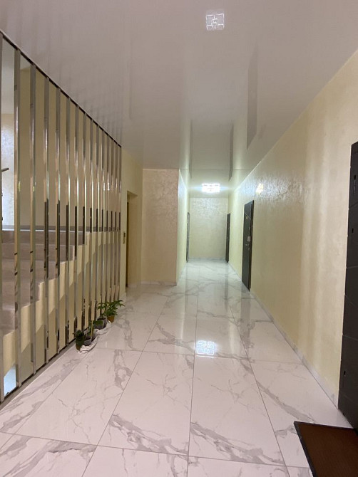 Продам 2 кімнатну квартиру 66м Чабани , новий будинок Чабани - зображення 6