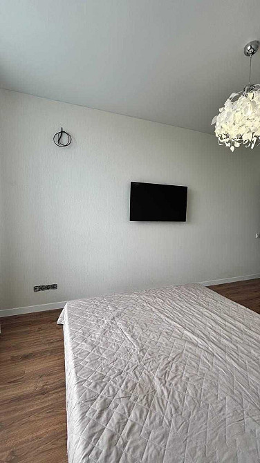 КЛАСНА ВЕЛИКА Євро 2кк - 42м2 /Мінімальне оформлення Ирпень - изображение 4