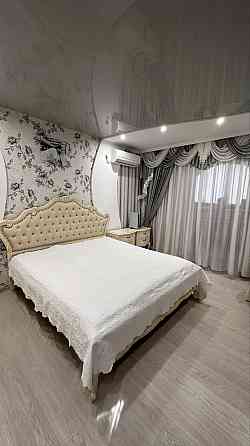 Продам трьохкімнатну квартиру у цегляному будинку з індив. опаленням Полтава