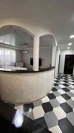 Продам трьохкімнатну квартиру у цегляному будинку з індив. опаленням Полтава