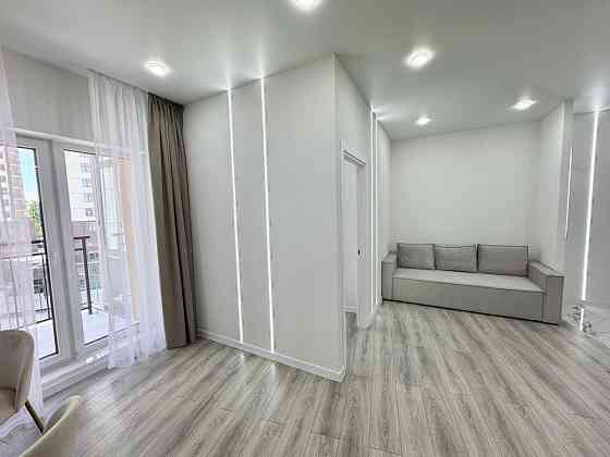 Одноеомнатная квартиоа с ремонтом в Кадоре на Краснова Odesa