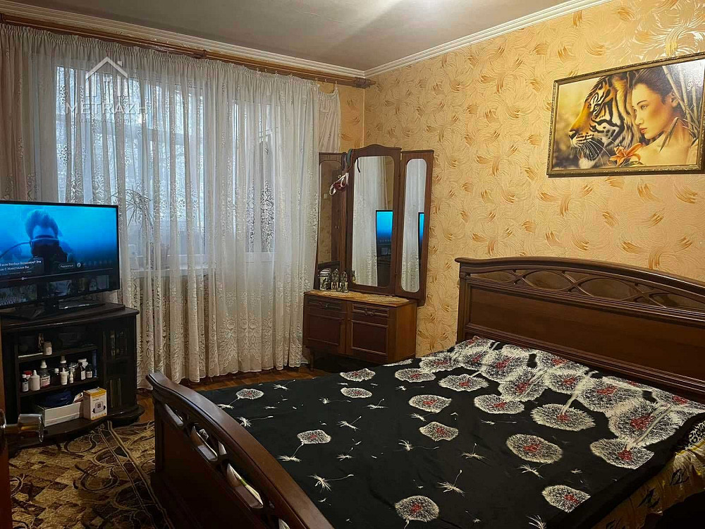 Срочно! Продам 3к квартиру 65м3 улица Садовая 3, пос. Хроли, район ХТЗ Хролы - изображение 1