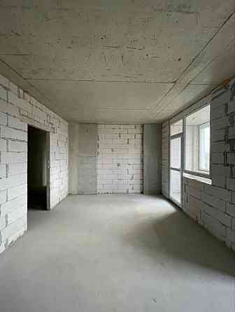 Вигідна пропозиція в зданій новобудові! Можна приступати до ремонту Львов