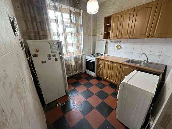 Продам двохкімнтану квартиру. Дніпровський, Соборності 4 Київ