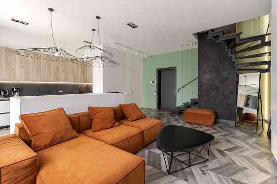 Продам унікальну квартиру в клубному будинку по вул.Ярославенка (Парк) Львов