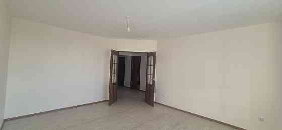 Новобуд з ремонтом, 2кк на дві сторони, балкон з кухні, гардеробна Винница