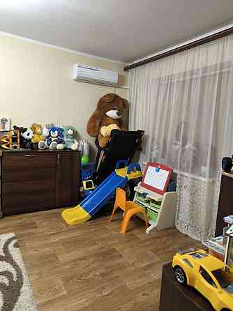 Продаж 1 кімнатной крупногабаритной квартири Каменское (Запорожская обл.)