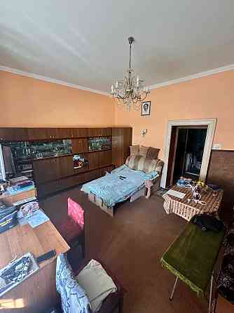 Продається простора 1 кім. квартира у історичному центрі м. Дрогобич! Дрогобич