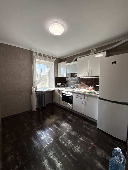 Продам 1 комнатную квартиру с нишей! Черноморск - изображение 2