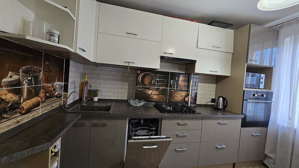 Продаж 3 кімнатна квартира з ремонтом Николаев - изображение 2