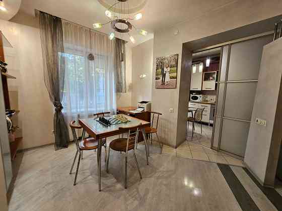 Сталинка 80 кв.м. с автономкой, пр. Университетский (Гагарина) Кривой Рог