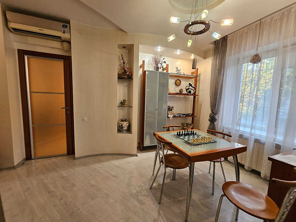 Сталинка 80 кв.м. с автономкой, пр. Университетский (Гагарина) Кривой Рог - изображение 8