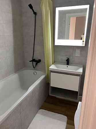 Продам видовую на Гидропарк квартиру-студию ЖК Гидропарк Харьков