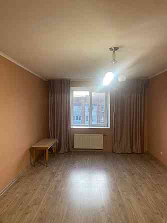 Велика 1 кімнатна квартира в новобудові на Виставці Хмельницкий