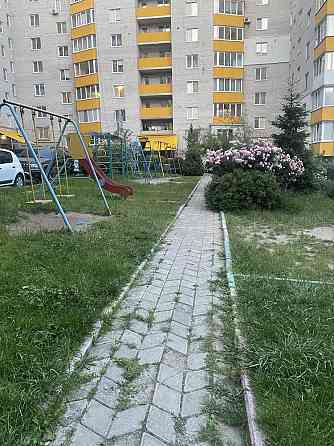 Велика 1 кімнатна квартира в новобудові на Виставці Хмельницкий