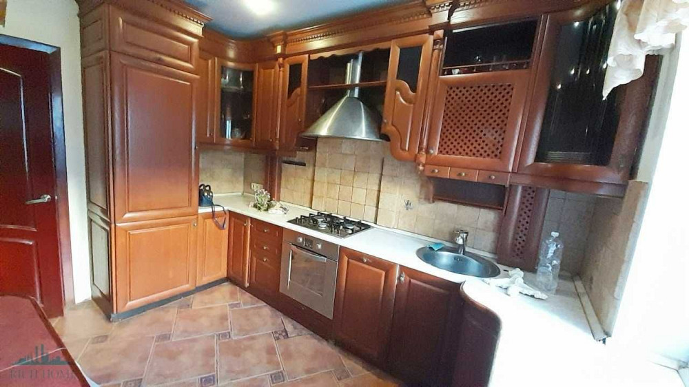 Продаж 3к квартири з ремонтом + меблі, вул. Михайла Грушевського, 17 Бровары - изображение 1