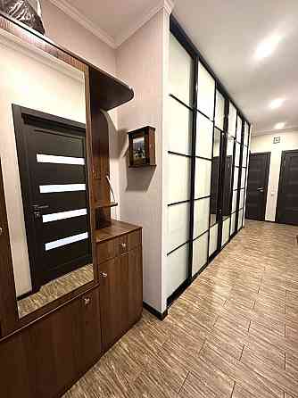 2-кімнатна в ЖК Шоколад, 74.8 м², з ремонтом та меблями Ровно