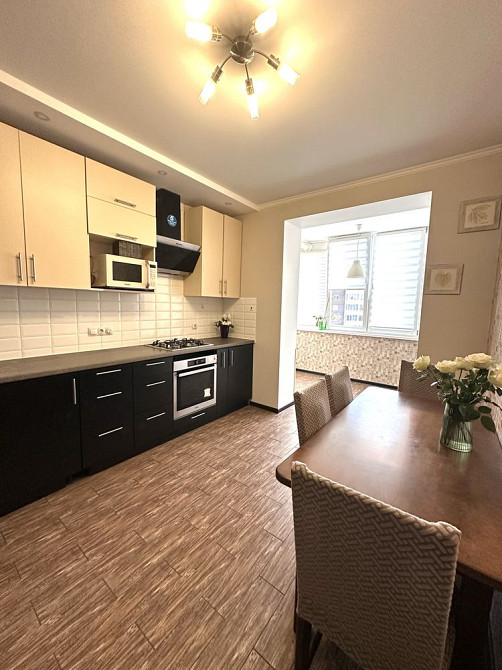 2-кімнатна в ЖК Шоколад, 74.8 м², з ремонтом та меблями Ровно - изображение 2