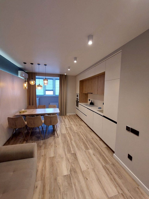 Продам 3х ком.кв в новом доме 3эт Южне - зображення 3